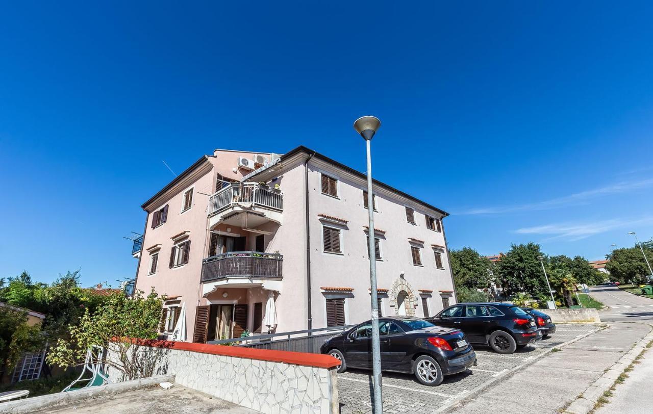 Appartement Medak à Poreč Extérieur photo